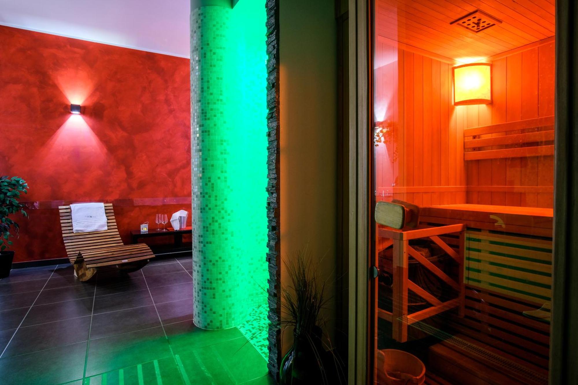 Villa Bianca Hotel & Spa San Salvo Exteriör bild