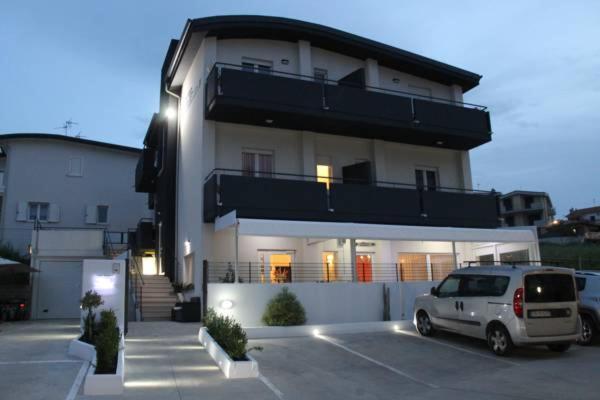 Villa Bianca Hotel & Spa San Salvo Exteriör bild